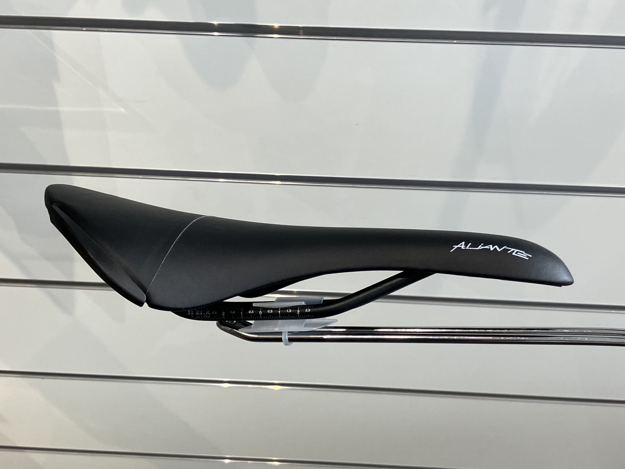Fizik Aliante R5 Regular